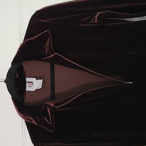 Velvet long sleeve collared long dress - Picture 4 of 6